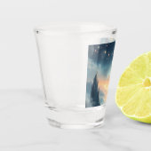 Moonlit Celestial Castle Schnapsglas (Links)