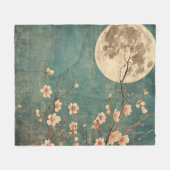 Moonlit Cherry Blossom Serenity Fleecedecke (Vorderseite (Horizontal))