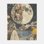 Moonlit Elegance - Frau mit Mond (2) Fleecedecke (Vorderseite)
