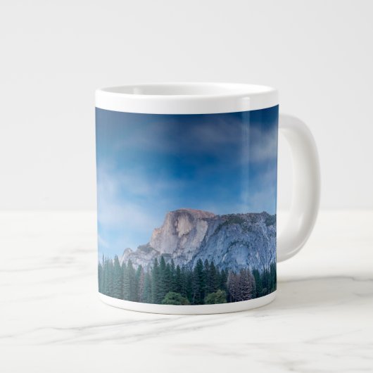 Moonlit Panoramablick auf das Yosemite-Tal Jumbo-Tasse (Vorderseite Rechts)