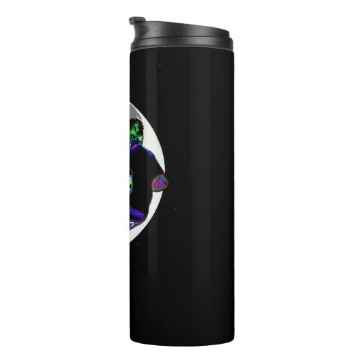 Moonlit Scooter Champ - Scooter Boy Artwork Thermosbecher (Nach rechts gedreht)