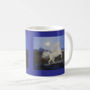 Moonlit White Horse Tasse