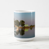 Moonrise auf Dogwood Harbour 11 oz oder 15 oz Tass Kaffeetasse (Mittel)