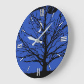 Moonscape in Cobalt Blue and Black Große Wanduhr (Winkel)