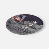 Moonwalk Apollo 17 Pappteller (Schrägansicht)