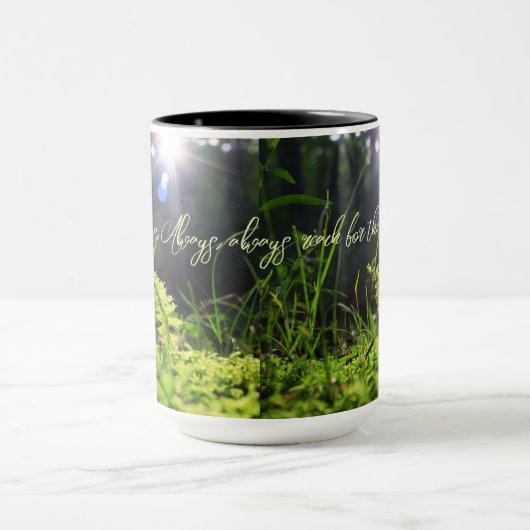 Moos im Sonnenlicht Tasse (Zentrum)