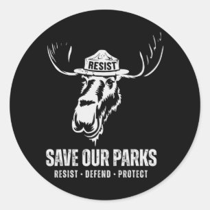 Moose Bär Rettete unser Park gegen Trump Men Women Runder Aufkleber