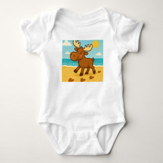 Moose-Spuren im Sand – Herzliches Strand-T-Shirt f Baby Strampler