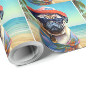 Mops am Strand, Sommergeschenk für Hundefreunde Geschenkpapier (Rolleneckpunkt)
