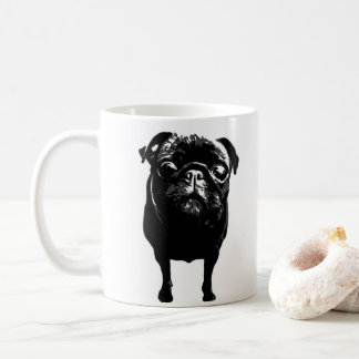 Mops auf einer Tasse
