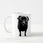 Mops auf einer Tasse (Links)