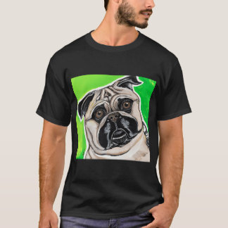 Mops auf grünem Hintergrund T-Shirt