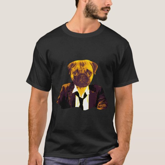 Mops bei der Arbeit T-Shirt (Vorderseite)