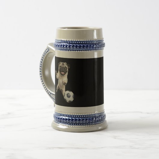 Mops bierglas (Vorderseite Links)