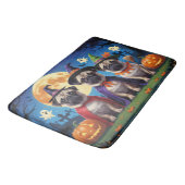 Mops Dog Pumpkin Halloween Funny Badematte (Schrägansicht)