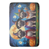 Mops Dog Pumpkin Halloween Funny Badematte (Vorderseite Vertikal)