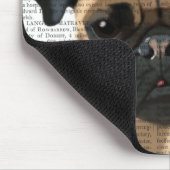 Mops, Festhund und Hut Mousepad (Ecke)