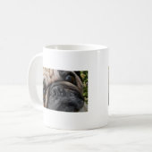 Mops Fingerkuppen Kaffeetasse (Vorderseite Links)