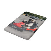Mops-Go-Kart-Rennen Badematte (Schrägansicht)