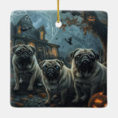 Mops Halloween Night Doggy Delight Keramikornament (Rückseite)