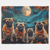 Mops Halloween Spooky Fleecedecke (Vorderseite (Horizontal))