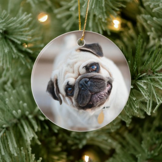 Mops Head Tilt Keramik Ornament (Baum)