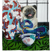 Mops Hund Chinesischer Drache Duschvorhang (Vorderseite)