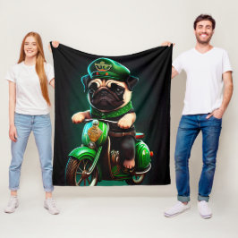 Mops Hund Fahrrad St. Patrick's Day Fleecedecke