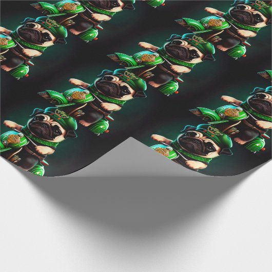 Mops Hund Fahrrad St. Patrick's Day Geschenkpapier (Ecke)