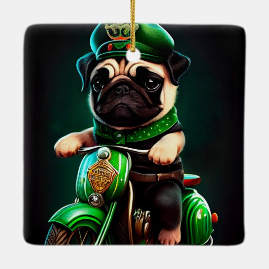 Mops Hund Fahrrad St. Patrick's Day Keramikornament (Rückseite)