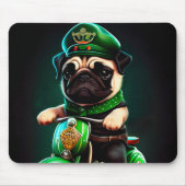 Mops Hund Fahrrad St. Patrick's Day Mousepad (Vorne)