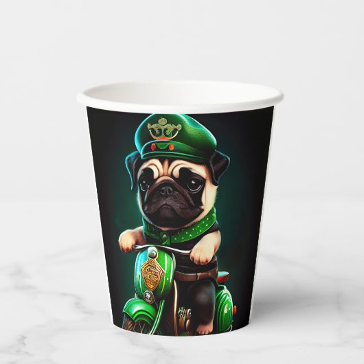 Mops Hund Fahrrad St. Patrick's Day Pappbecher (Vorderseite)