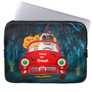 Mops Hund fährt Auto Gruselig Halloween Laptopschutzhülle
