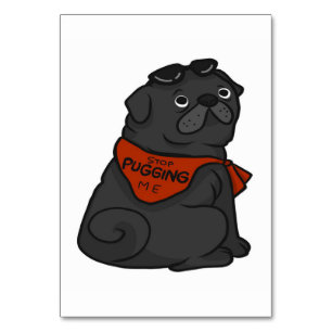 Mops Hund hört auf, mich zu umarmen Tischnummer