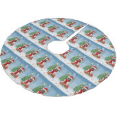 Mops Hund im Schnee mit Weihnachtsgeschenken Polyester Weihnachtsbaumdecke (Schrägansicht)