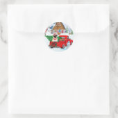 Mops Hund in der Weihnachtslieferung LKW Schnee Runder Aufkleber (Tasche)