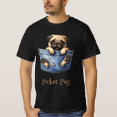 Mops-Hund in einer Tasche T-Shirt (Vorderseite)