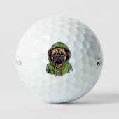 Mops Hund trägt grüne Hoodie Golfball (Vorderseite)