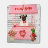 Mops Hund Valentinstag Kissing-Stand Keramikornament (Links)