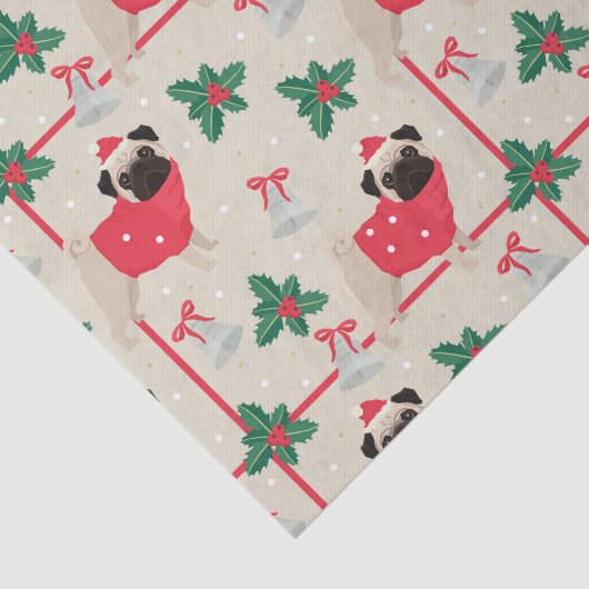 Mops Hunde mit Sweater & Christmas Weihnachtsmannm Seidenpapier (Ausschnitt)