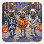 Mops Hunde Trick-oder-Treating in Halloween-Kostüm Quadratischer Aufkleber (Vorderseite)