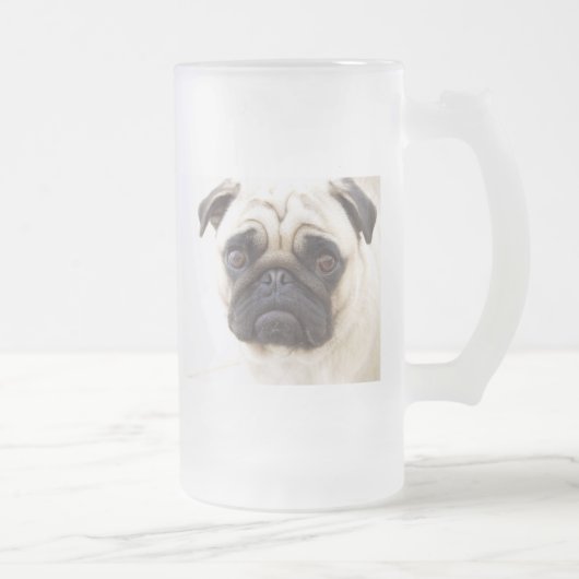 Mops-Hundemattierte Bier-Tasse Mattglas Bierglas (Rechts)