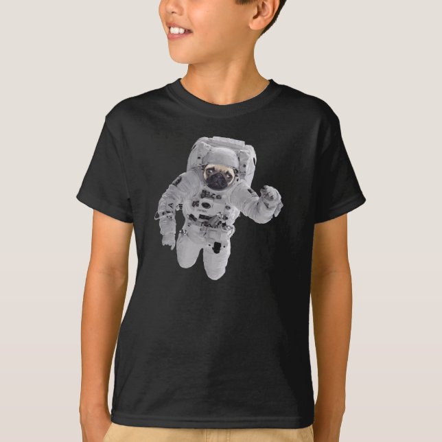 Mops im Raum T-Shirt (Vorderseite)