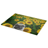 Mops in den Sonnenblumen Schneidebrett (Ecke)