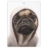 Mops in einem Hoodie Klemmbrett (Rückseite)