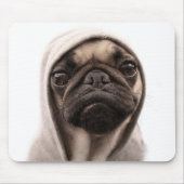 Mops in einem Hoodie Mousepad (Vorne)