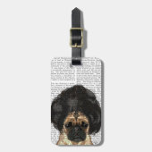 Mops in einer schlechten Wiege Gepäckanhänger (Vorderseite vertikal)