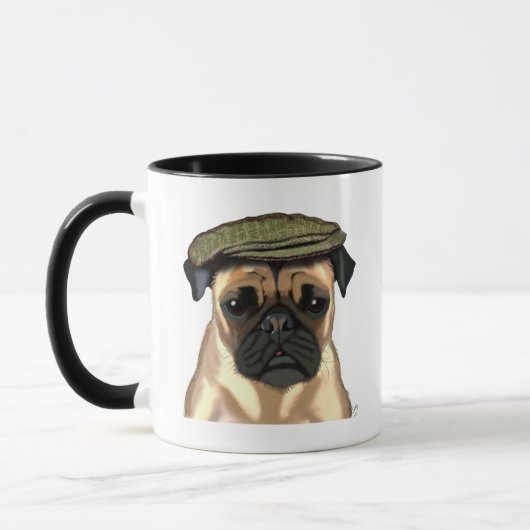 Mops in flacher Kappe Tasse (Links)