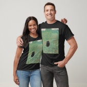 Mops in Klimts Blumenfeld T-Shirt (Unisex)