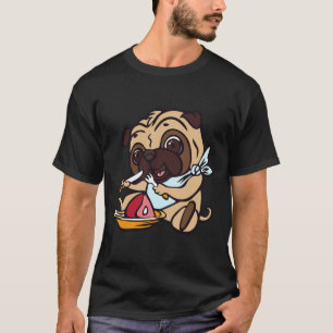 Mops isst Abendessen mit Besteck Klassiker  351 T-Shirt